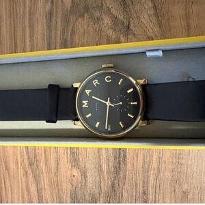 Marc Jacobs Wrist Watch Genuine Leather Watch